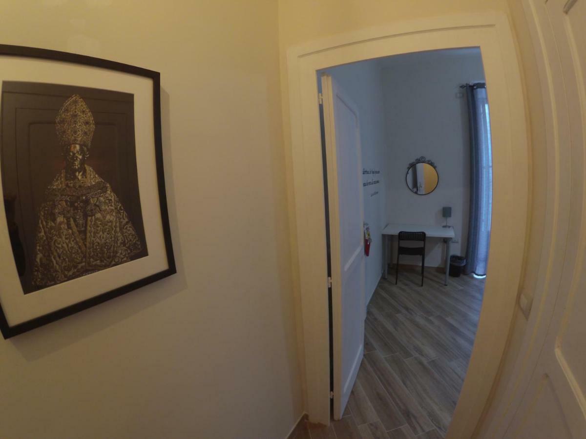Guesthouse Marcanto - Duomo Napoli Eksteriør bilde